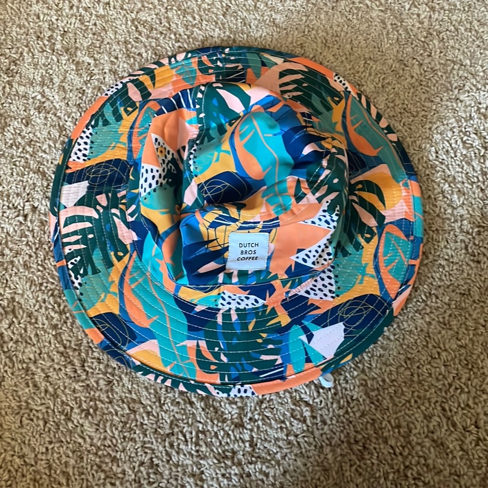 Dutch Bros Sun hat